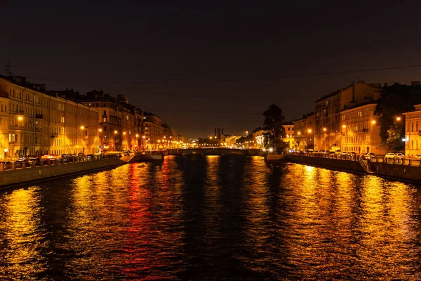 Widok nocny Fontanka River, Sankt Petersburg, Federacja Rosyjska — Zdjęcie stockowe