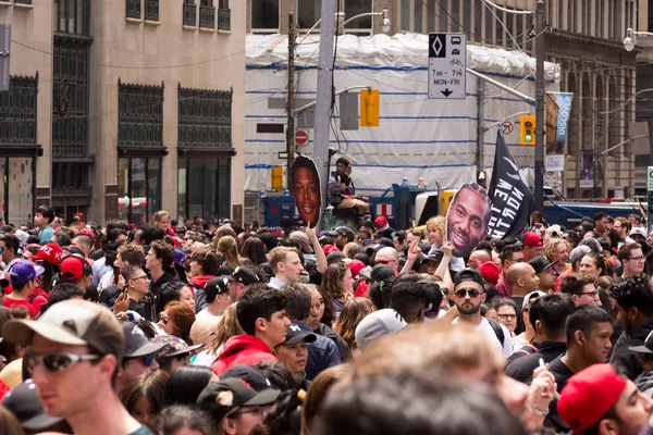 Toronto Canadá Junio 2019 Fans Line Downtown Street Toronto Raptors — Foto de Stock