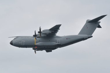 Royal Air Force A400m (Airbus) Toronto Ontario Gölü üzerinde 70 yıllık Kanada Uluslararası Hava Fuarı'nda bir havada, On, Kanada Eylül'de 1, 2019