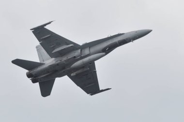 Cf-18 Hornet, 1 Eylül 2019'da Toronto, On, Kanada'da Ontario Gölü üzerinde düzenlenen 70.