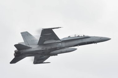 Cf-18 Hornet, 1 Eylül 2019'da Toronto, On, Kanada'da Ontario Gölü üzerinde düzenlenen 70.