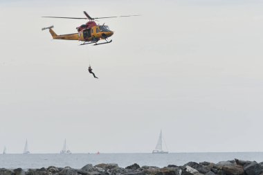 Rcaf Ch-146 Griffon Toronto Ontario Gölü üzerinde 70 yıllık Kanada Uluslararası Hava Fuarı'nda bir havada, On, Kanada Eylül'de 1, 2019