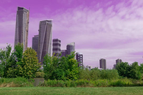 Vista Histórica Edifícios Modernos Perto Humber Bay Park Etobicoke Ontário — Fotografia de Stock