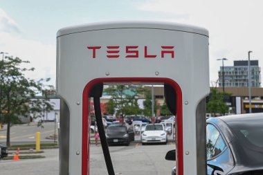 Toronto, ON, Kanada 17 Ağustos 2025: Kenevir dükkanındaki açık hava manzarası..