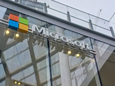 Toronto, ON, Kanada - 10 Eylül 2025: Microsoft Corporation 'ın logosuna bakın.