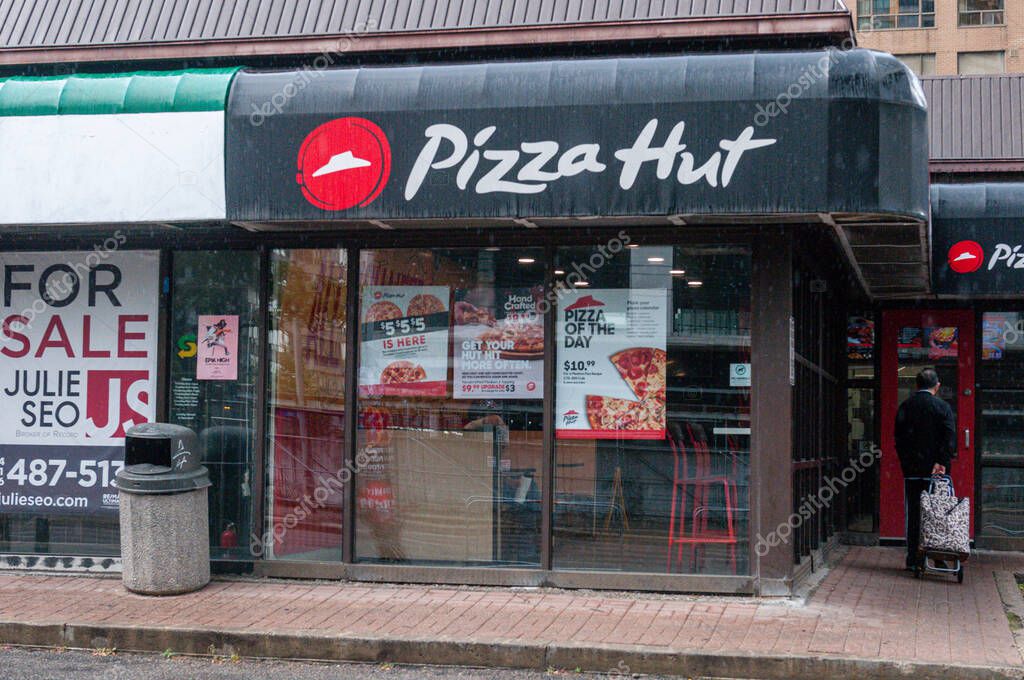 Toronto, ON, Canada  December 20, 2025: View at the sign of Pizza Hut Company in Ontario.