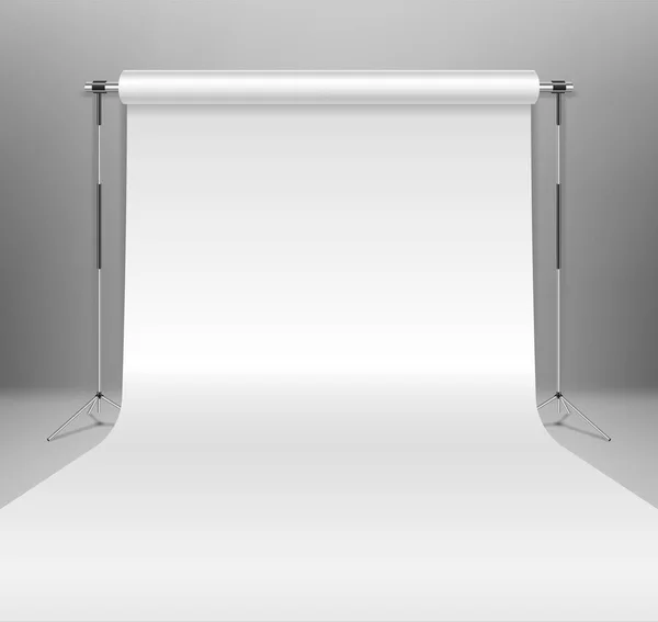 Realistische, leere, weiße Fotokulissen-Vorlage. Fotografenatelierständer mit weißem Papier auf grauem Hintergrund. Vektorillustration. — Stockvektor