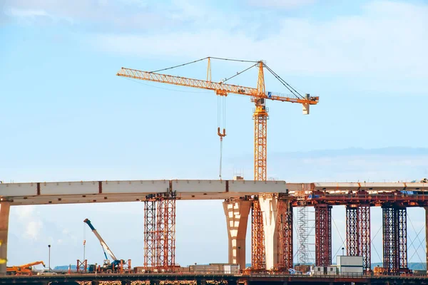 Brug Aanbouw Tail Kraan Verhoogde Weg Constructie Frame — Stockfoto