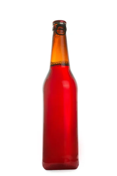 Темная Бутылка Пива Изолированный Белом Вырезанным Дорожкой — стоковое фото