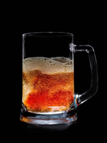 Glas Verlicht Biertje Met Belletjes Geïsoleerd Zwart Inclusief Knippad — Stockfoto