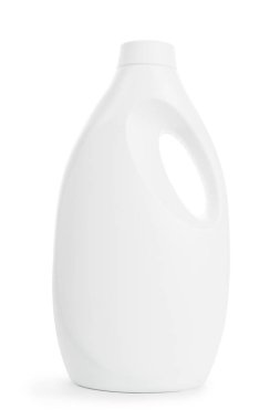 Üzerinde boş alan olan büyük beyaz plastik bir şişe. Beyaz üzerine izole edilmiş, kırpma yolu dahil