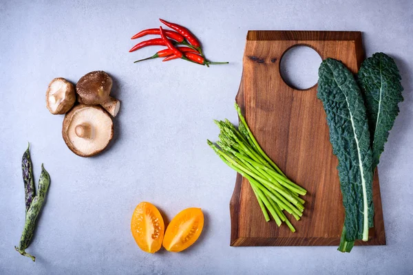 Ingredientes Verdes Saudáveis Limpo Comer Comida Vegetariana Espargos Feijões Cogumelos — Fotografia de Stock