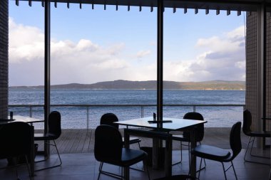 Le Musee De H görünümünü