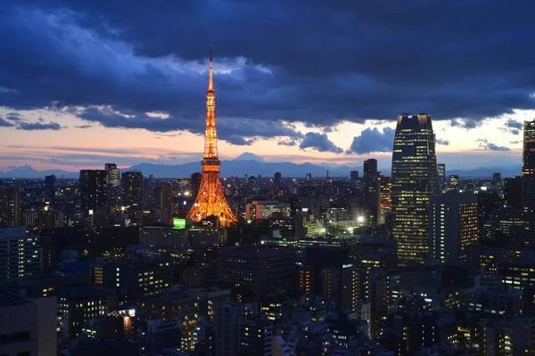 ホテルから東京タワー — ストック写真