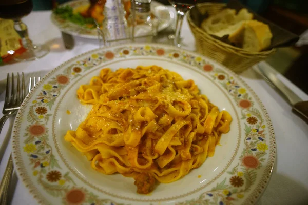 Smakelijke Spaghetti Plaat Italië — Stockfoto