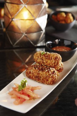 Meze, Dubai, Birleşik Arap Emirlikleri