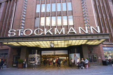 Helsinki, Finlandiya 'daki Stockmann Alışveriş Merkezi.