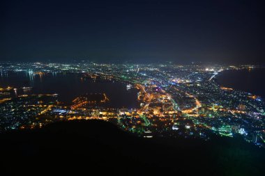 Toprak gece şehir manzarası