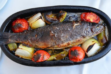 Taze deniz ürünlerini kapatın.