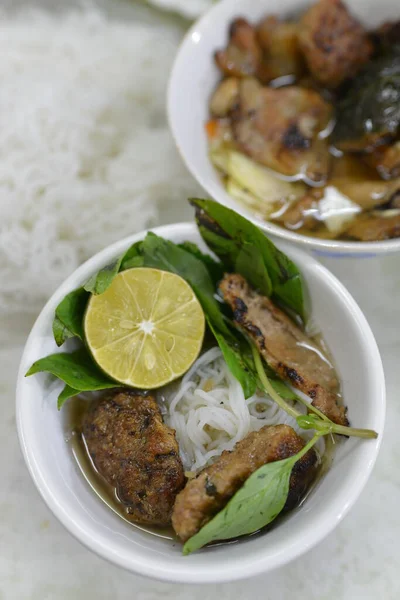 Menutup Makan Malam Atas Meja — Stok Foto