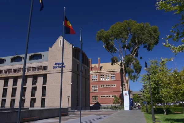 Exteriér Univerzity Adelaide Jižní Austrálie — Stock fotografie