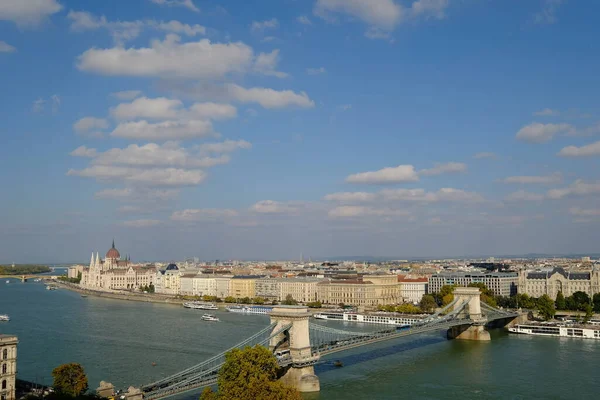 헝가리의 페스트 Budapest Szechenyi Lanchid Chain Bridge — 스톡 사진