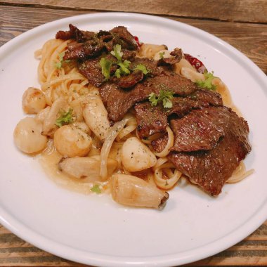 Kore 'deki yiyecekleri kapatın.