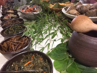 Kore Seul 'de yiyecek kapatıyoruz.