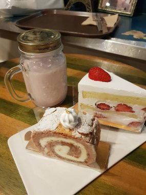 Hongkong Kowloon 'daki restoranda lezzetli bir kokteyl.