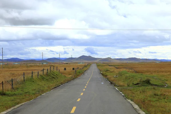 Sichuan Hongyuan Provinciale Snelweg 209 Landschap — Stockfoto