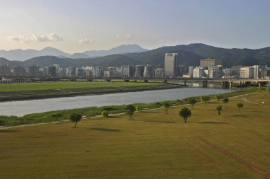 Neihu Gökkuşağı Riverside Parkı