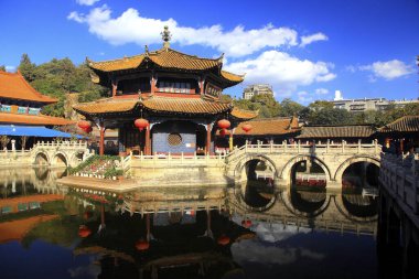 Yunnan Kunming Yuantong Tapınağı Waterside Tapınağı