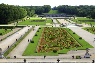 Fransa Şatosu Walleville Bahçesi Çiçek açtı