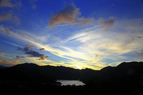 Новый Тайбэй Shiding Bay Lake Закат Тайвань — стоковое фото