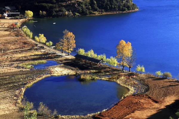 Yunnan Lijiang Lugu Gölü Nisai Köyü — Stok fotoğraf