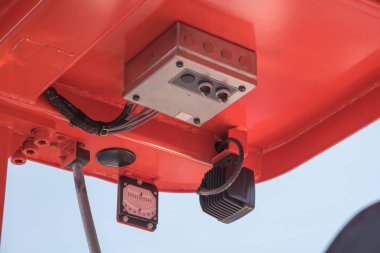 Büyük tarak veya traktör ile kova kömür madenciliği veya TV için