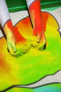 Etkileşimli kum ile kum renkli lig renk bir tasarı