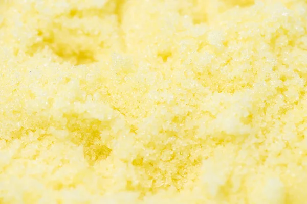 Yellow sugar scrub with the smell of lemon for the depilation pr — Stock Photo, Image