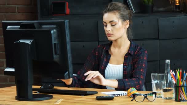 Conceito de trabalho em equipe no fundo do escritório — Vídeo de Stock