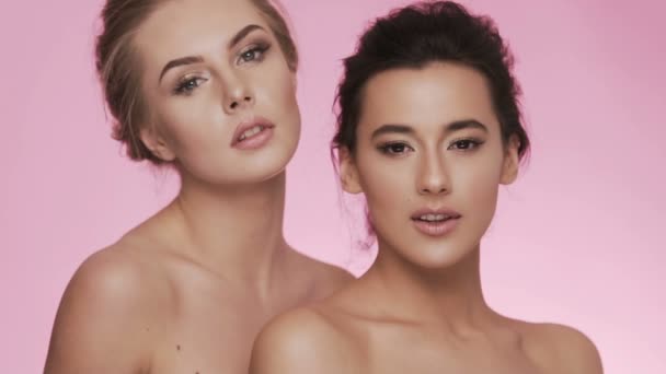 Beauty video concept with two young girls — Stock Video
