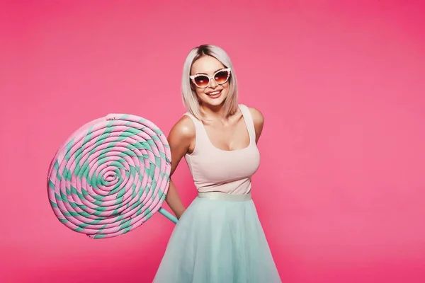 Attractive Girl Blonde Hair Posing Huge Lollipop Pink Background — Stock Photo, Image