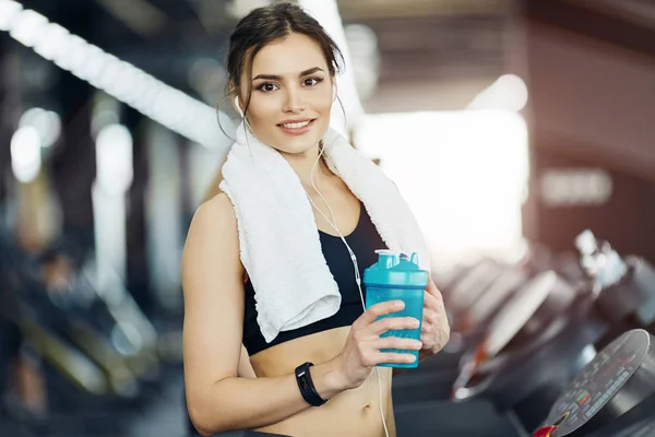 Young Fit Woman Water Bottle Training Gym — 스톡 사진