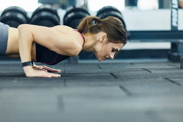 Sportive Sportive Entraînant Seule Salle Gym — Photo