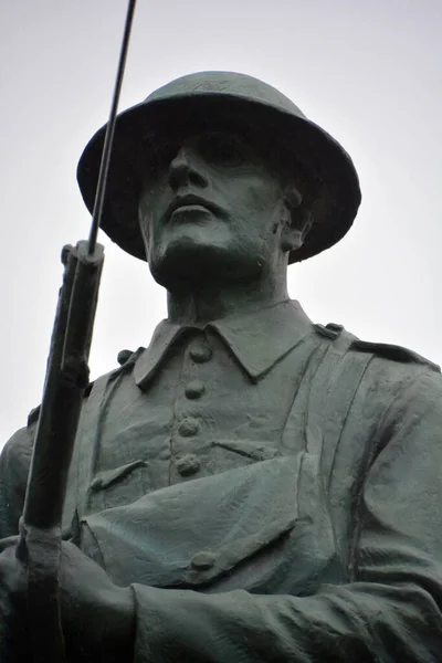 Montreal Quebec Canada 2020 Monument Aux Braves Lachine Brązowa Rzeźba — Zdjęcie stockowe