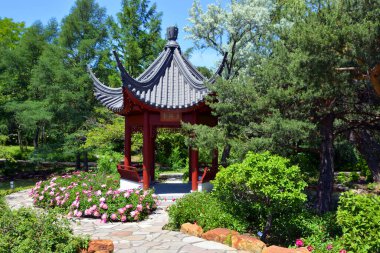 MONTREAL CANADA - 07 12 2019: Montreal botanik bahçesinin Çin bahçesi koleksiyonlarının büyüklüğü nedeniyle dünyanın en önemli botanik bahçelerinden biri olarak kabul edilir.