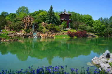 MONTREAL CANADA - 07 12 2019: Montreal botanik bahçesinin Çin bahçesi koleksiyonlarının büyüklüğü nedeniyle dünyanın en önemli botanik bahçelerinden biri olarak kabul edilir.