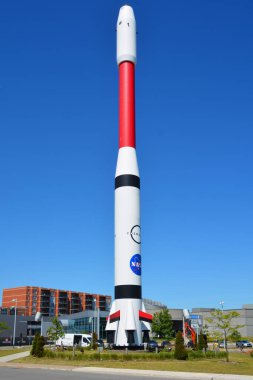 LAVAL QUEBEC CANADA - 06-22-2020: Ariane 4 'ün kopyası Fransız Uzay Ajansı ESA için harcanabilir bir uzay fırlatma sistemiydi.