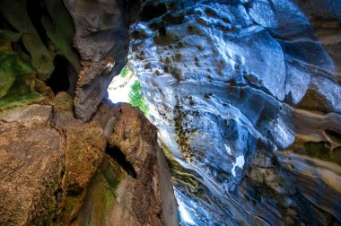 Filipinler Adası derin mağaralar. Taş dokusu. Güzel mağaralar.