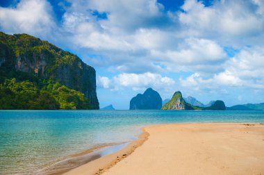 Deniz, okyanus, kum ve kaya. Türkiye Adaları