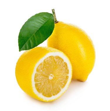 yeşil yaprak beyaz zemin üzerine izole limon